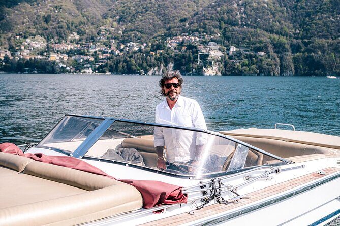 1 Hour Private and Guided Cruise on Lake Como by motorboat - Villa Olmo and the Centro Volta: neoclassical by the shoreline