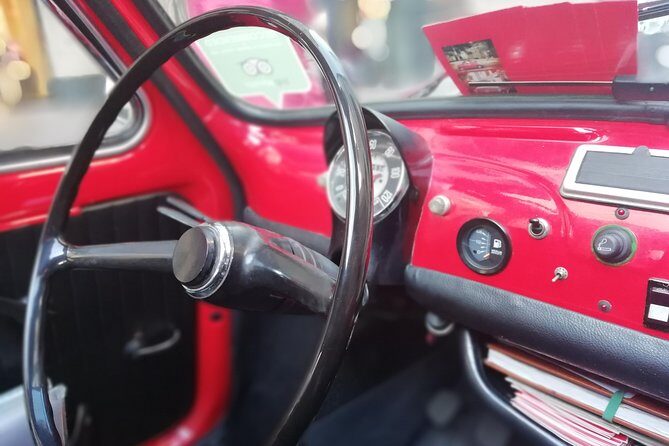 2 hour Vintage Fiat 500 Central City Tour in Milan - Santa Maria delle Grazie and the Last Supper Area