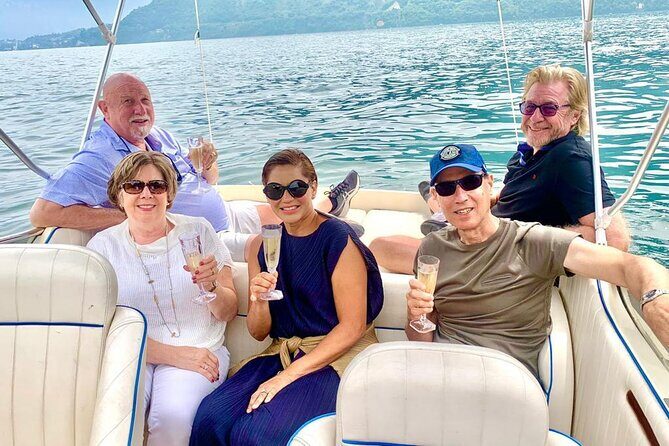 2 Hours Private and Guided Cruise to Lake Como Mostes boat - Blevio and the return to Como: the last glimpses matter