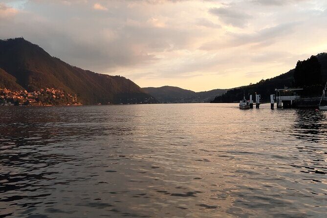 2 Hours Rent Boat SuBacco Lake Como - Como waterfront to Villa Olmo: the quick “feel it” stretch
