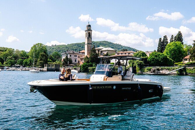 2H Private Cruise on Lake Como Tender yacht Invictus 9 pax - A private 2-hour loop through Como’s most photographed shore