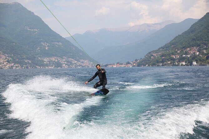 2H Wakeboard and Wakesurf on Lake Como with Mastercraft Boat - Wakesurfing: when the session gets fun, not just technical
