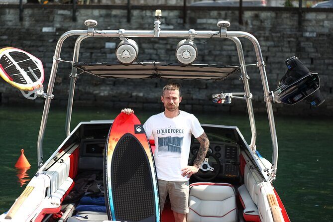 2H Wakeboard and Wakesurf on Lake Como with Mastercraft Boat - Food, drinks, and onboard comfort: what’s included and what’s not