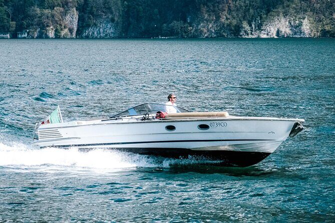 3 Hours Private and Guided Cruise on Lake Como by Motorboat - Villa Olmo to Cernobbio and Villa d’Este: the “wow” section hits early