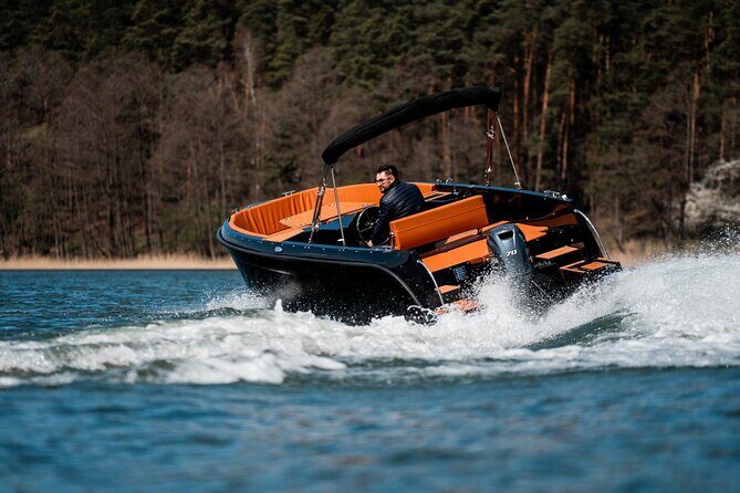 3 Hours Private Boat Tour in Subacco Lake Como - Key highlights at a glance