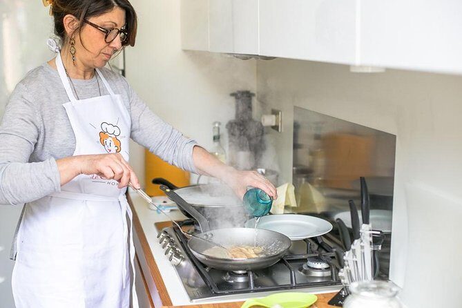 3-Recipe Italian Cooking Class in Como – Cesarine Best NYT Hosts - The Como evening vibe: cook, dine, and trade stories