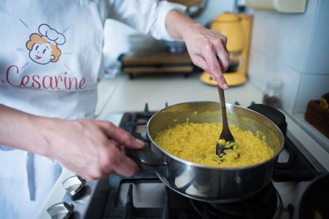 Cesarine: Market Tour & Cooking Class at Local's Home in Milan - Back at the Cesarina home: what the 3-course class feels like
