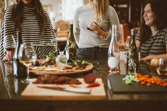 Cesarine: Pasta & Tiramisu Class at Local's Home in Milan - Finding your host’s home in Milan: privacy is a feature, not just a quirk