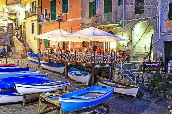 Cinque Terre Day Trip from Milan: Italian Riviera Escape - Vernazza’s harbor walk: best views, plus lunch strategy