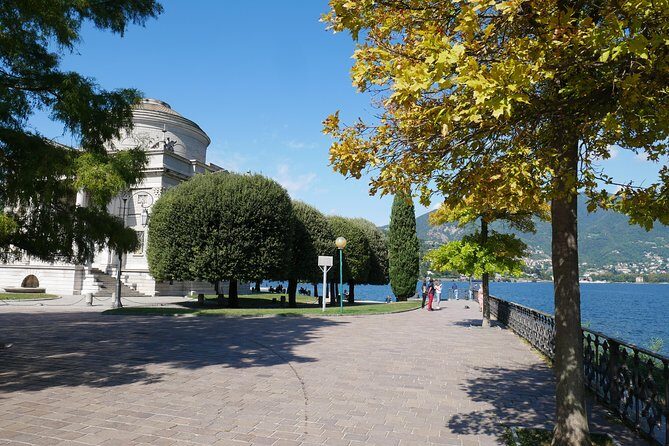 Como city and its History Exclusive Walking Tour (1 h from Milan) - How this 2-hour Como walk keeps you oriented