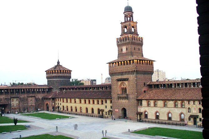 Delicious! Milan's Favorite Food Tour - What you actually eat and drink: appetizers, lunch, wine, and more