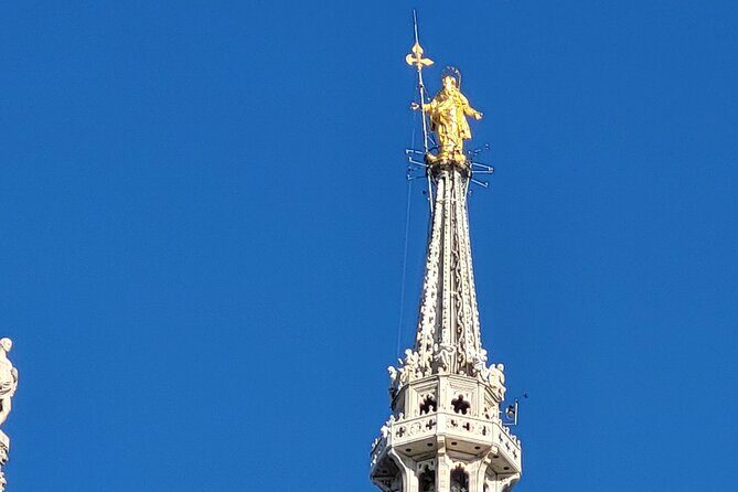 Duomo Di Milano Guided Tour - The guided Duomo stop: where the guide earns their fee