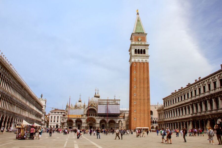 From Milan: Day Trip to Venice with Guided City Tour - The A/C Bus Ride and a Small Detail That Saves Your Day