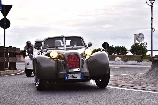 From Milan | Drive a vintage car on Lake Como - Como stop: Villa Olmo, the Voltiano temple, and an easy first stroll