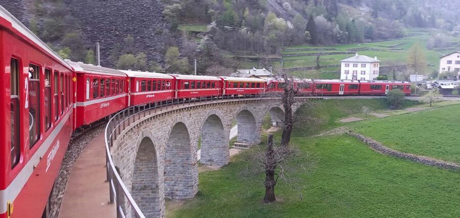 From Milan: Lake Como and Bernina Train Day Trip - The big idea: Lake Como meets the Bernina red train