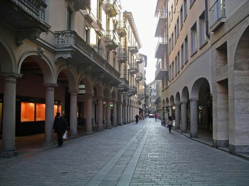 From Milan: Lake Como, Bellagio and Lugano Private Boat Tour - Price and value at about $112: what you’re paying for
