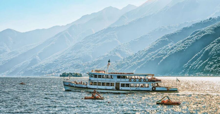 From Milan: Small Group Como, Bellagio, Varenna, Boat Cruise - The boat cruise on Lake Como: villa viewpoints without the boarding chaos