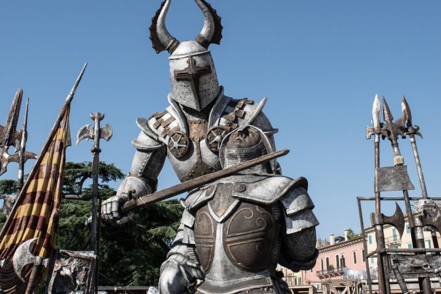From Milan: Venice and Verona Full-Day Tour by Train - Venice free time: wander canals, grab a souvenir, and maybe add a gondola