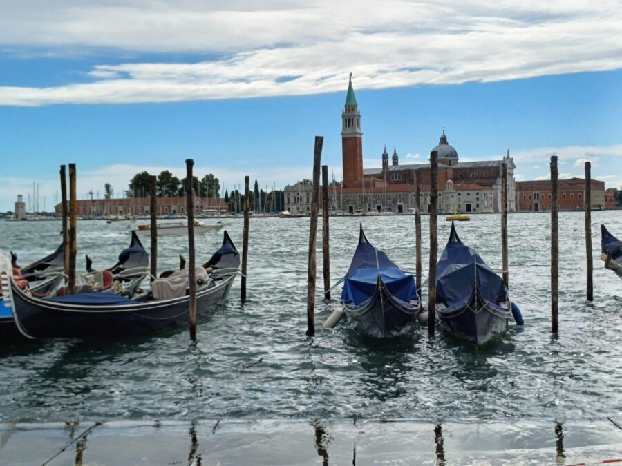 From Milan: Venice City Highlights Guided Day Trip - The pace: how a 14-hour day still feels workable