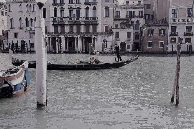 From Milan: Venice Full-Day Guided Tour With Boat Ride - Rialto Bridge Without the Guesswork