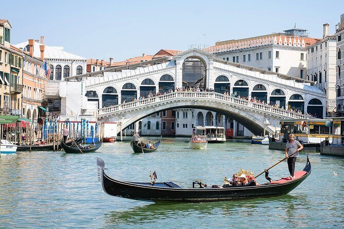 From Milan: Venice Full-Day Guided Tour With Boat Ride - The Canal Grande Boat Transfer to San Marco: The Best Opening Act