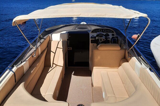 Full-Day Grand Tour, private speedboat at Lake Como - Lenno, Varenna, and Bellagio: gelato, strolls, and lunch time