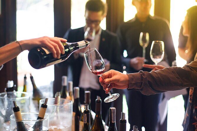 Fun Wine Tasting with the most italian Sommelier in Milan - Cozy Milan Restaurant Vibes and the Social Side
