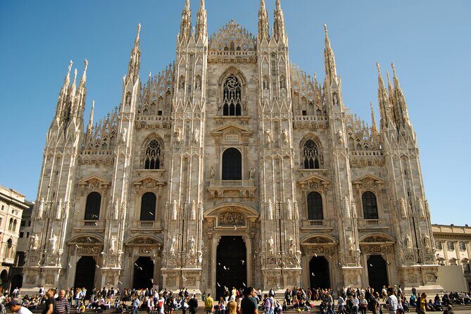 Highlights of Milano Private Walking Tour: Duomo, Castle & Gelato - Galleria Vittorio Emanuele II: glass-domed luxury and fast photo spots