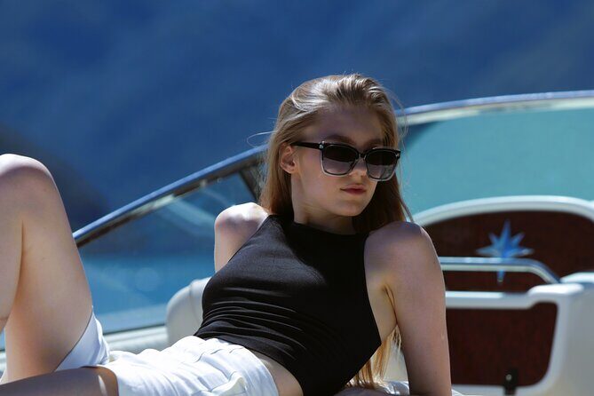 Lake Como: 2-Hour Luxury Speedboat Private Tour - South Shore Villas: From Municipality Events to Luchino Visconti’s Lake Scenes