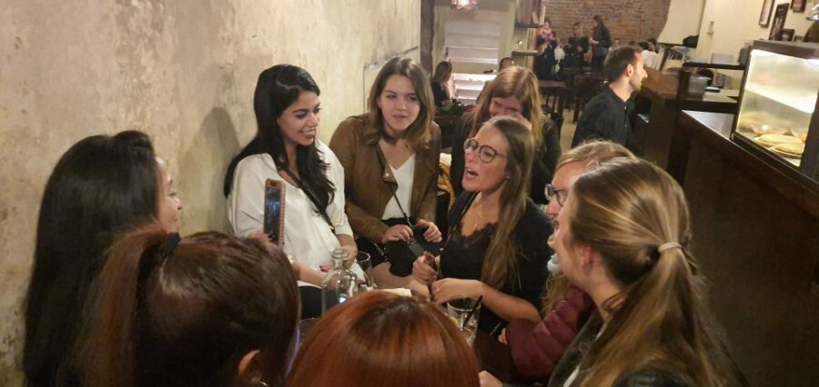 Milan: Bar-Hopping Tour with Welcome Drink - The welcome drink: your social icebreaker