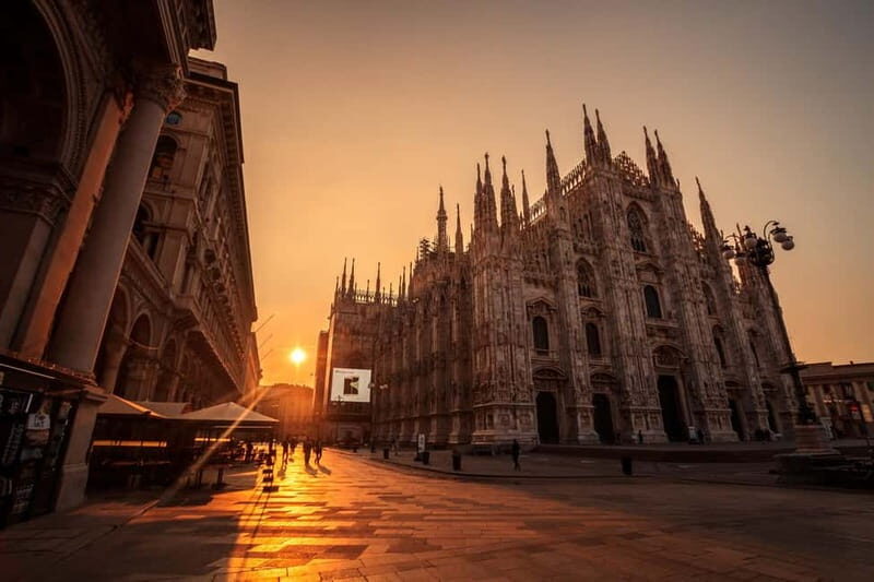 Milan: Best of City Walking Tour with Last Supper Tickets - Getting to Santa Maria delle Grazie and getting your timing right