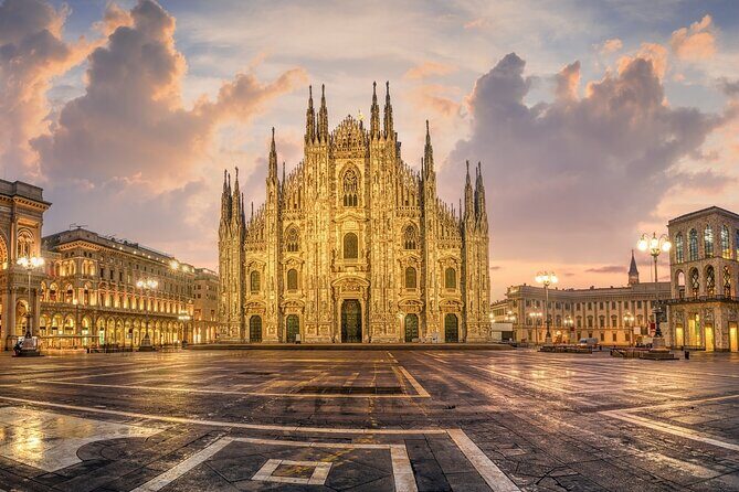 Milan: Cathedral and Duomo's Rooftop Guided Tour - Rooftop Terraces by Elevator: 360 Views, Spires, Statues, and the Alps