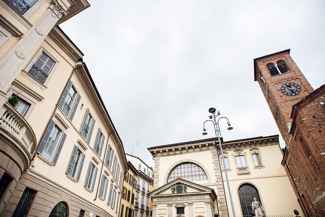 Milan Da Vinci Mystery: Self-Guided Puzzle Quest - Duomo di Milano: Famous Exterior Views Plus a No-Fuss Stop