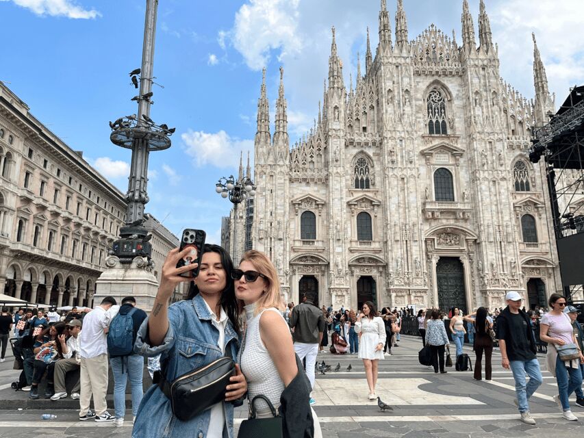 Milan: Duomo Cathedral and its Terraces guided Tour - Meeting at Piazza Duomo: Find Tiffany & Co, Not the Wrong Tiffany