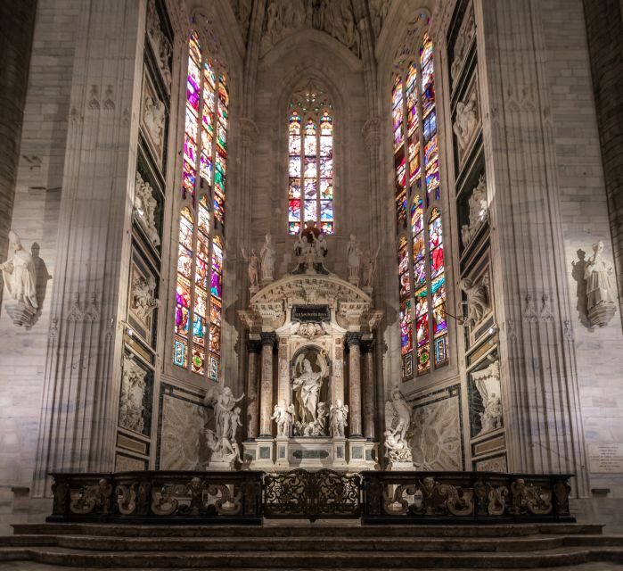 Milan Duomo Cathedral Tour - Dress code and security rules that can slow you down