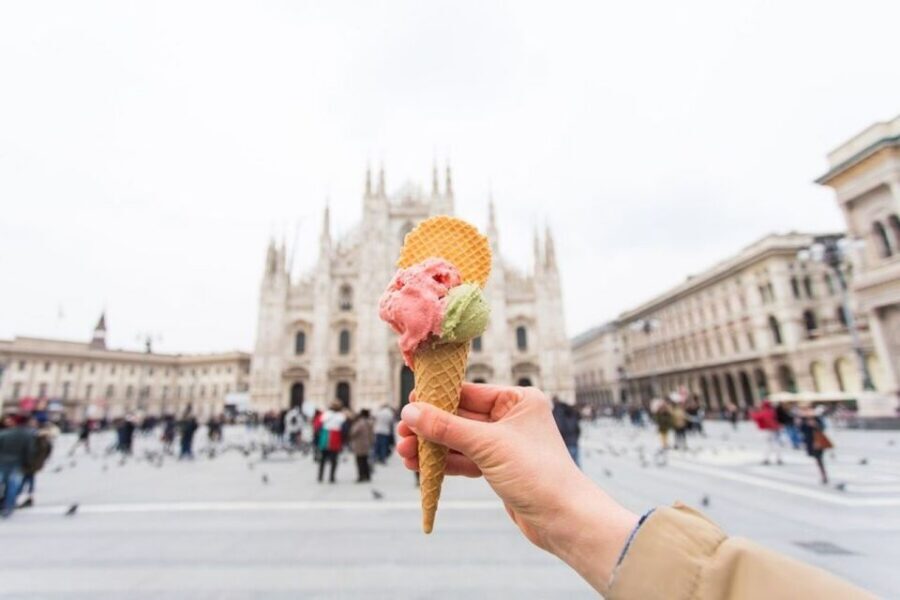 Milan: Duomo & Last Supper Private Tour with Gelato Tasting - Sforza Castle and the view toward Arco della Pace