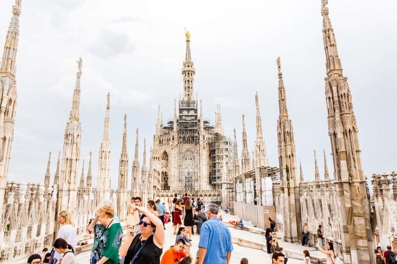 Milan Duomo Rooftops Tour + Optional Hop-on-Hop-off ticket - Skip-the-line terraced entry: why it’s worth paying for