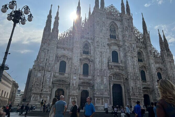 Milan Duomo, Sforza Castle and Pieta Guided Tour with Tickets - Inside Sforza Castle Museum: Pietà, Duels of Power, and Art Meets History