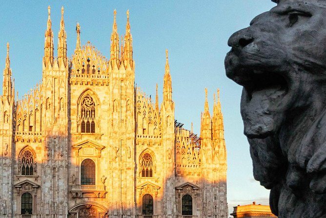 Milan Duomo & Terrace PRIVATE TOUR with Ticket & Guide Included - Meeting at Piazza del Duomo: location is everything