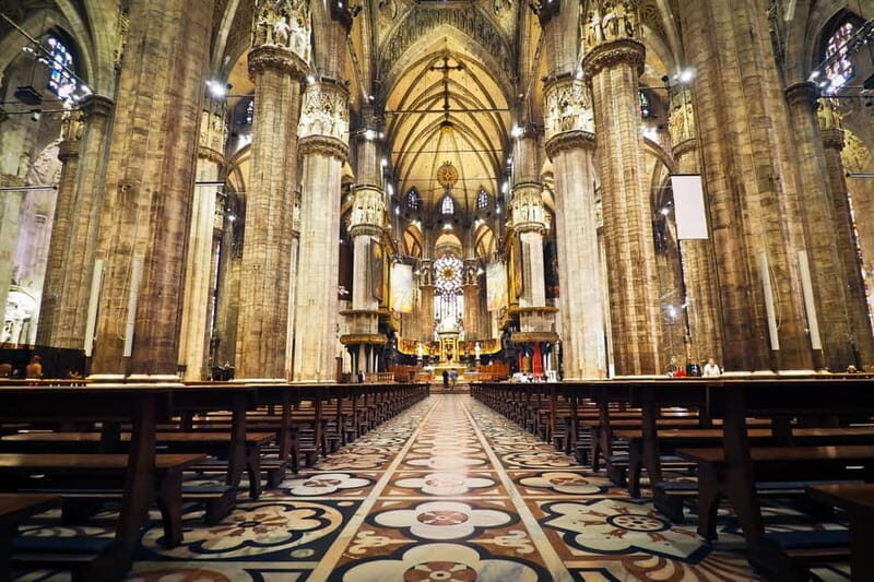 Milan: Fast Track Cathedral and Duomo Rooftop Guided Tour - Fast-track entry inside the Duomo: more than just walking in