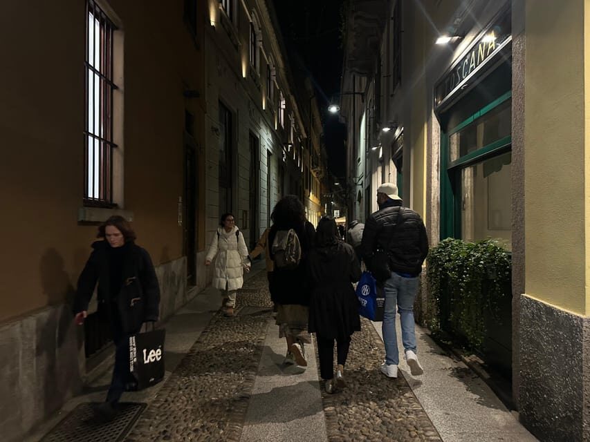 Milan: Ghosts, Mysteries, and Secrets Guided Walking Tour - The “ghost stories, unsolved crimes” angle—what you should expect