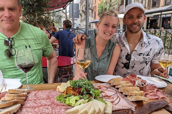 Milan Gourmet Tour: A Premium Tasting Experience by Do Eat Better - Stop 4: Corso Garibaldi cold cuts and cheeses with wine
