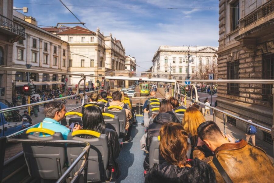 Milan: Gray Line Milan Open Tour Hop-On Hop-Off Bus Tour - Entering the big sights from the right bus stops