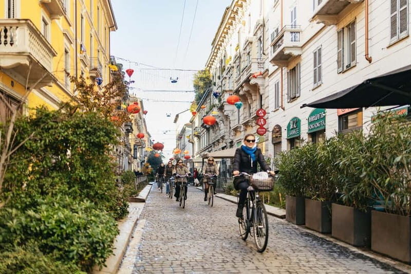 Milan: Hidden Gems Guided Bike Tour - Getting Set Up at Via Guglielmo Pepe: Bike, Helmet, and a Simple Start