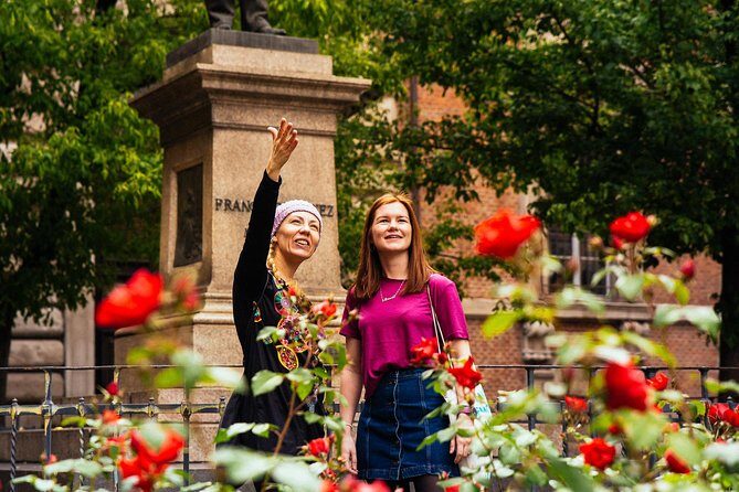Milan Highlights and Hidden Gems Private Guided Walking Tour - The Final Stretch Through Milan’s Neighborhoods (Where Routes Vary)