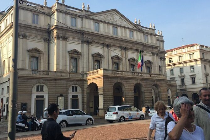 Milan Highlights: Guided Duomo, Last Supper & City Centre Tour - La Scala from the street: the famous opera house without the ticket line