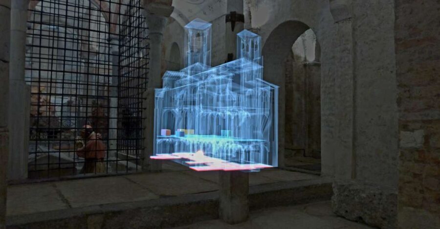 Milan | In the Crypt of time, holographic tour - How the 20-minute mixed-reality story plays out