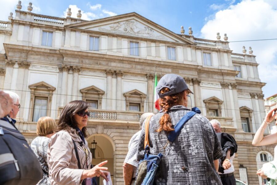 Milan: La Scala Theater & Museum Guided Experience - La Scala in one hour: what you actually get