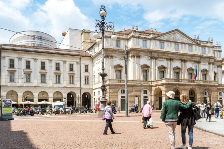 Milan: La Scala Theater & Museum Guided Experience - What the tour feels like in real life: pacing, headsets, and languages