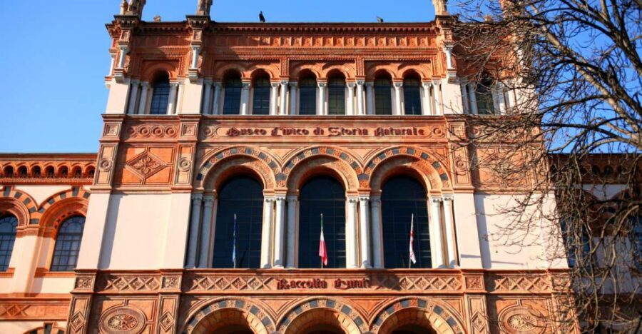 Milan: Natural History Museum Entry Ticket & Audio Guide - Natural History in a Park Setting on Corso Venezia